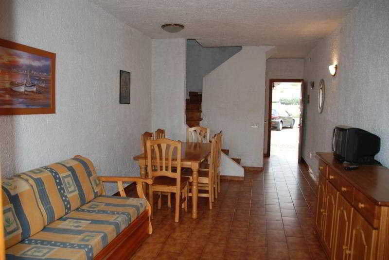 Rentalmar El Pinar Adosados Miami Platja  Exterior foto